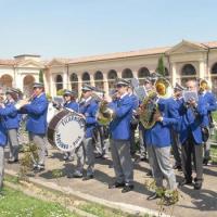 La cerimonia al camposanto